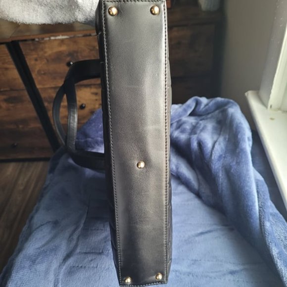 CHANEL Chocolate Bar CC Handbag - Picture 16 of 17